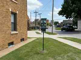 featured image of 800 East Dr