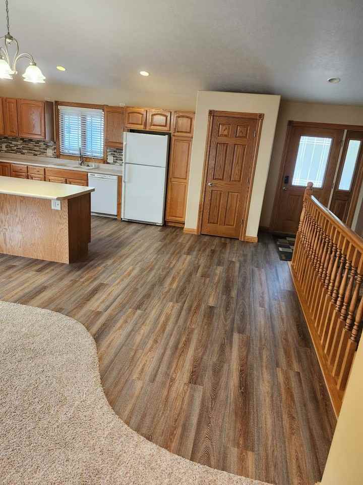 208 Franklin Street - Photo 4 of 21