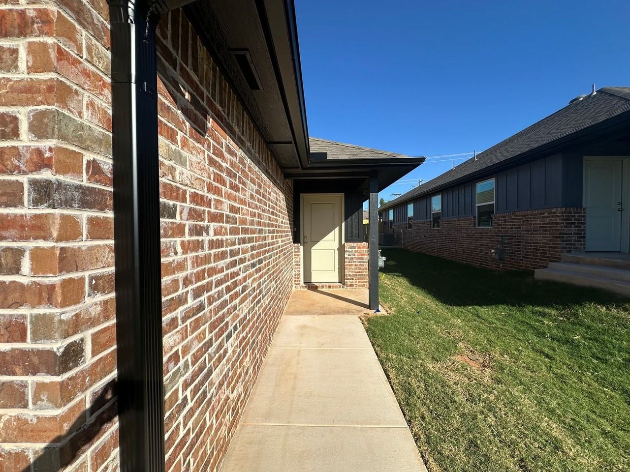 11504 Mackenzie Way - Photo 3 of 33