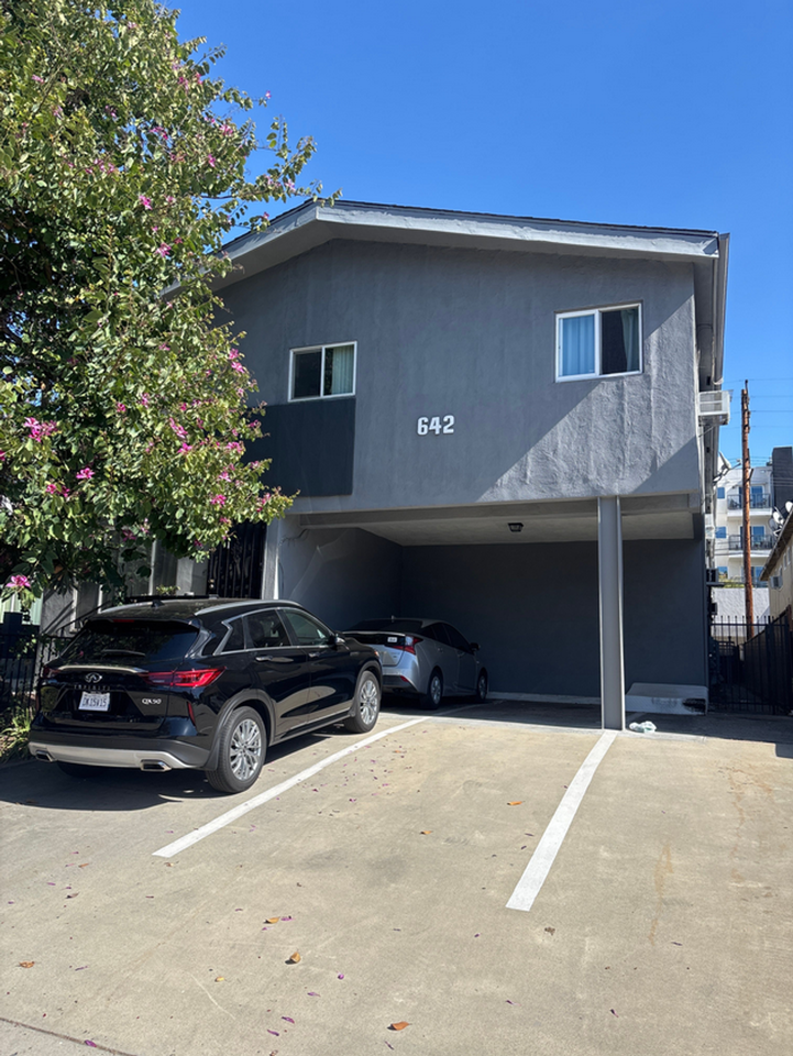 Hayworth - 642 - Photo 2 of 4