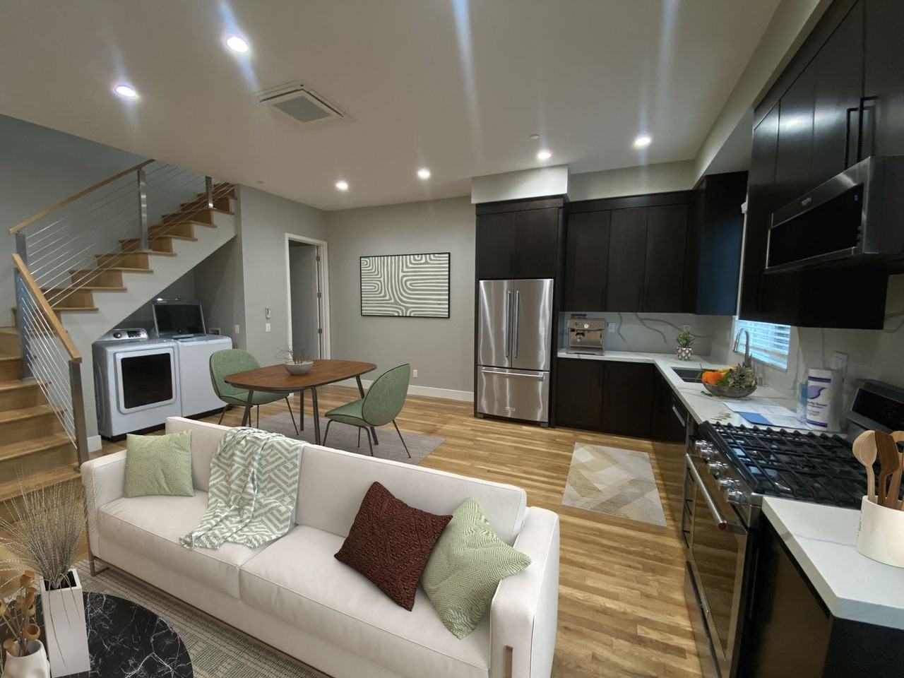 2961 E St #04 - Photo 2 of 37