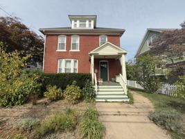 featured image of 85 Putnam Ave