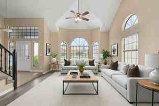 6121 E Saddleback St - Photo 1 of 1