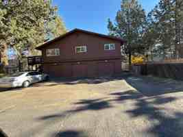 featured image of 676 674, 676 & 678 SE Centennial