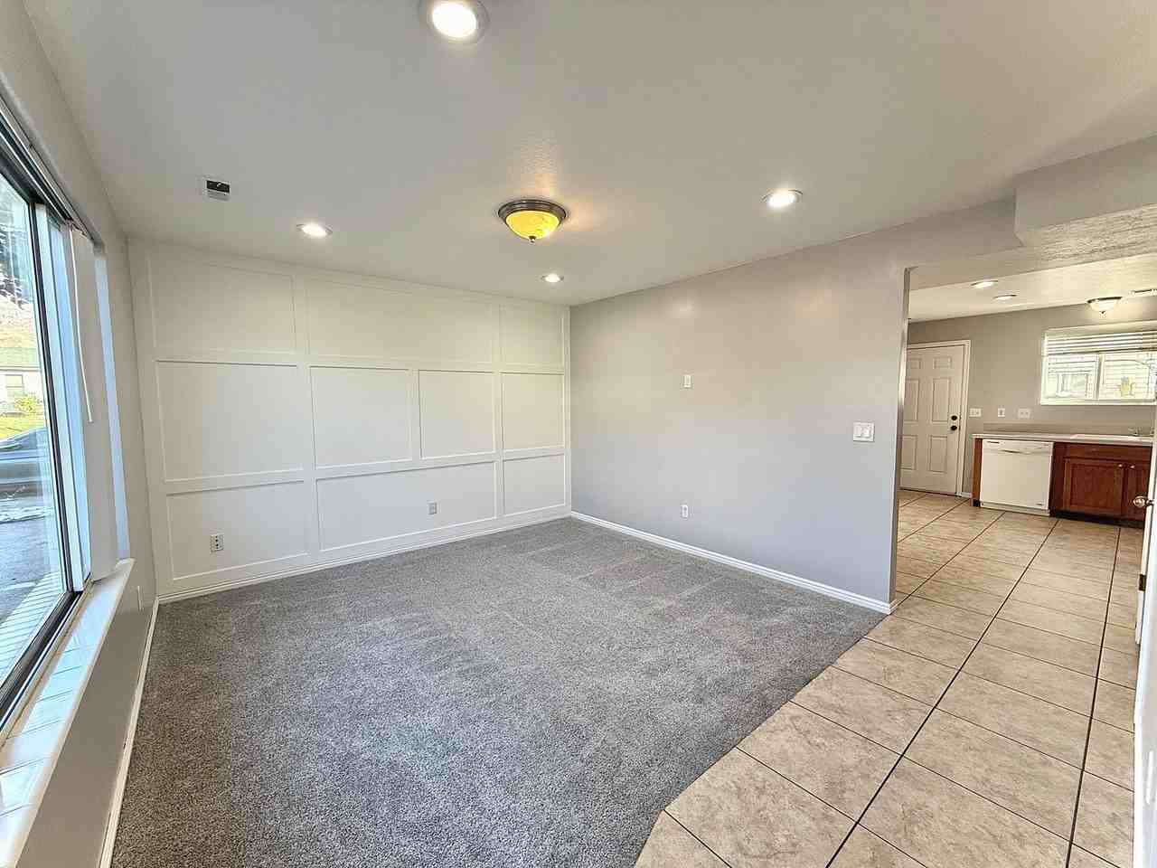 1119 N Nayon Dr #1 - Photo 2 of 24