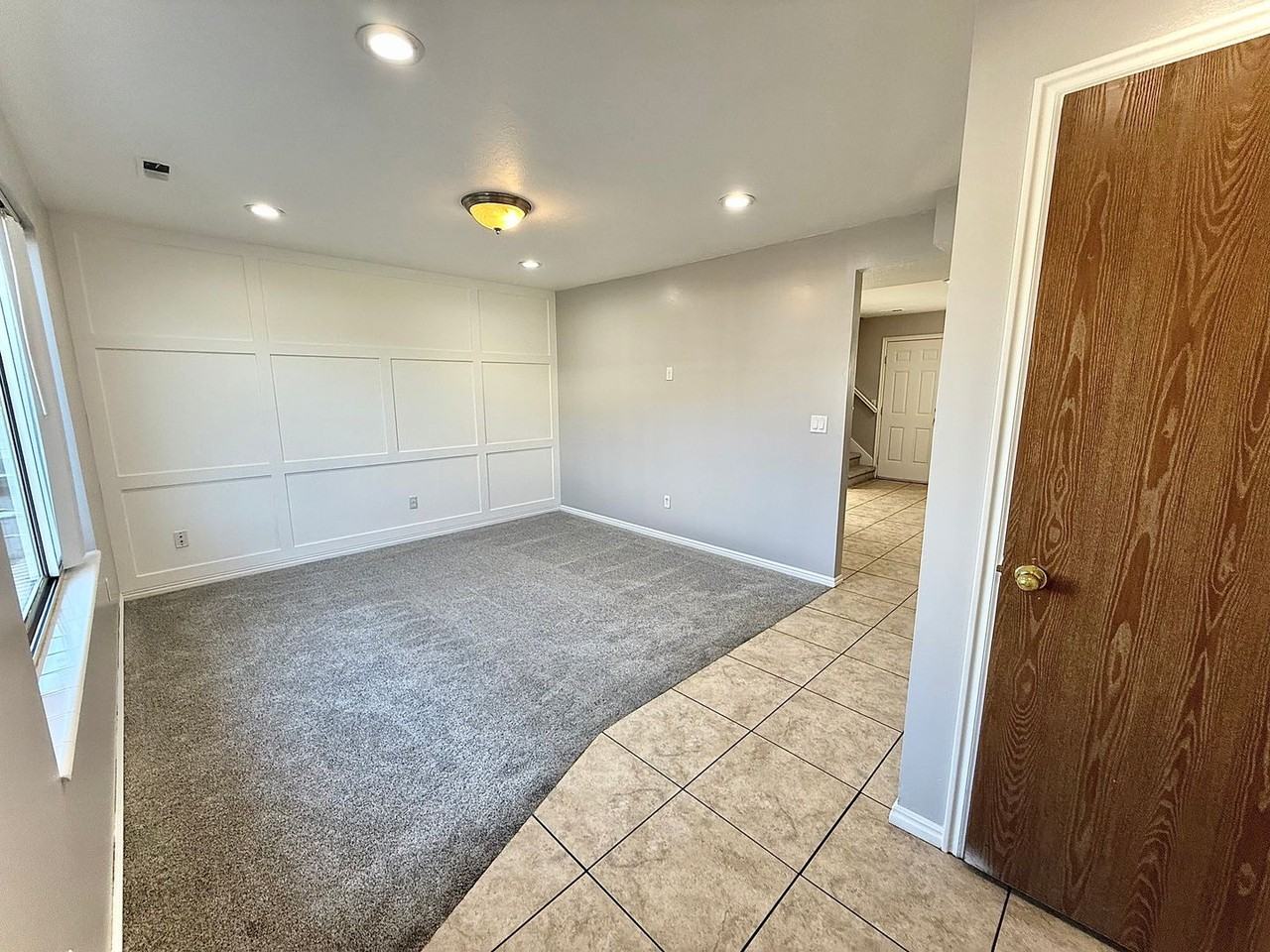 1119 N Nayon Dr #1 - Photo 3 of 24