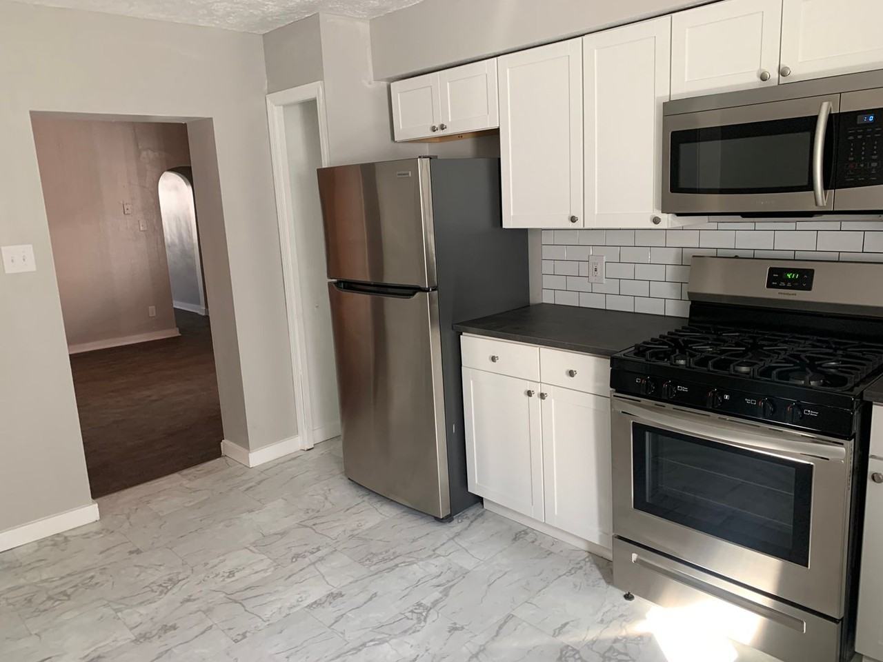 721 Lorenz Ave - Photo 2 of 14