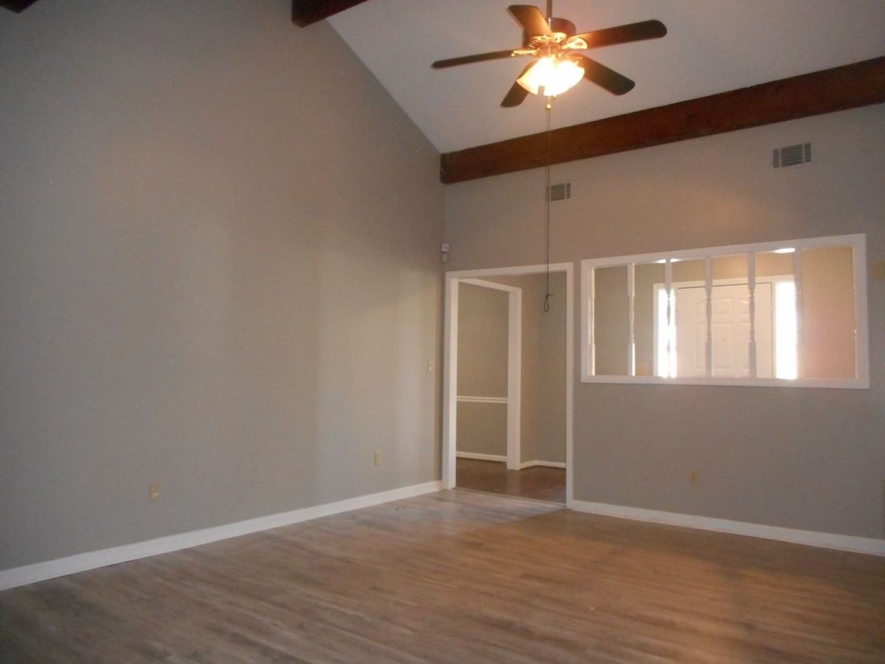2825 Crosscreek Rd - Photo 3 of 18