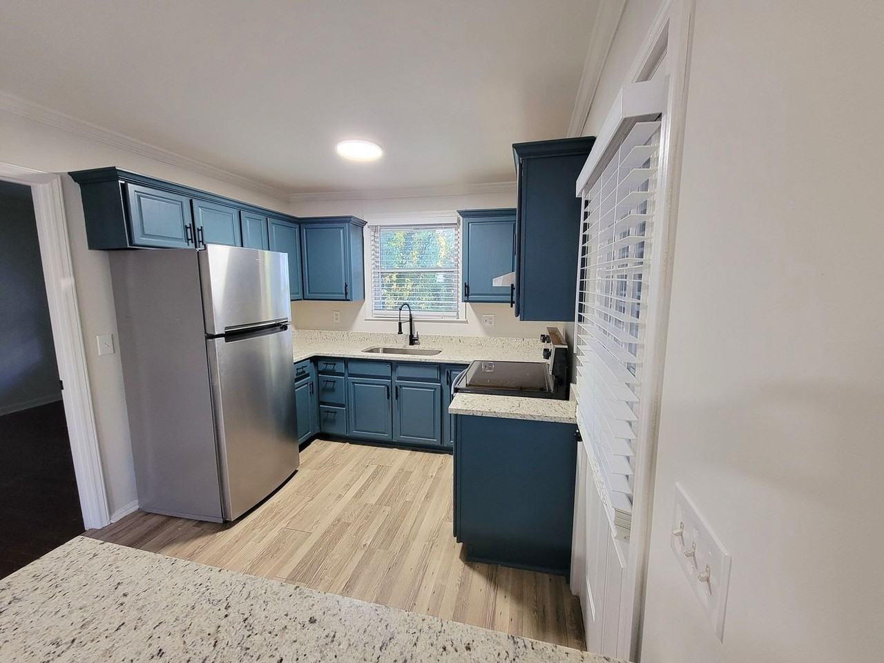 620 Wilbrown Cir - Photo 2 of 11