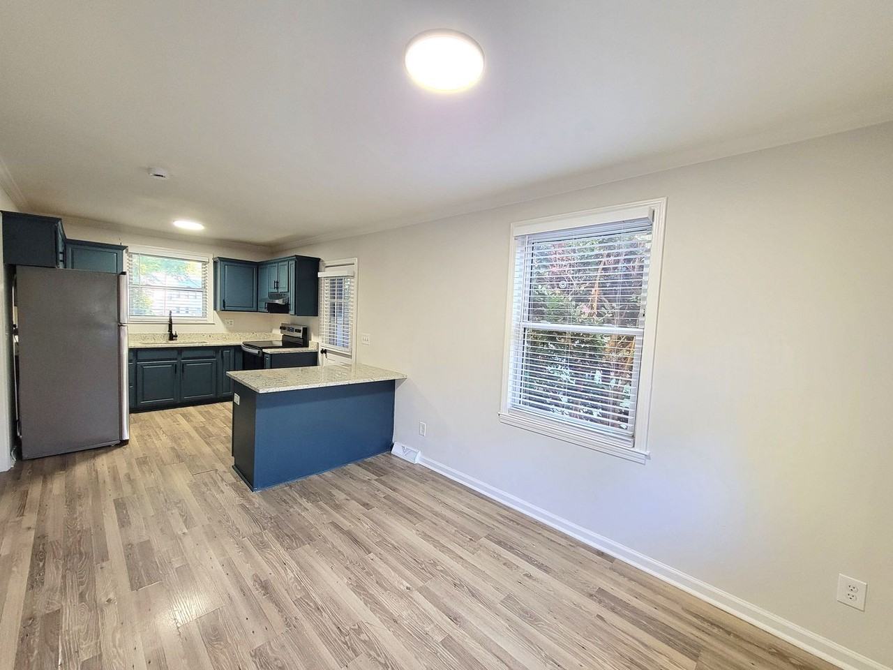 620 Wilbrown Cir - Photo 3 of 11