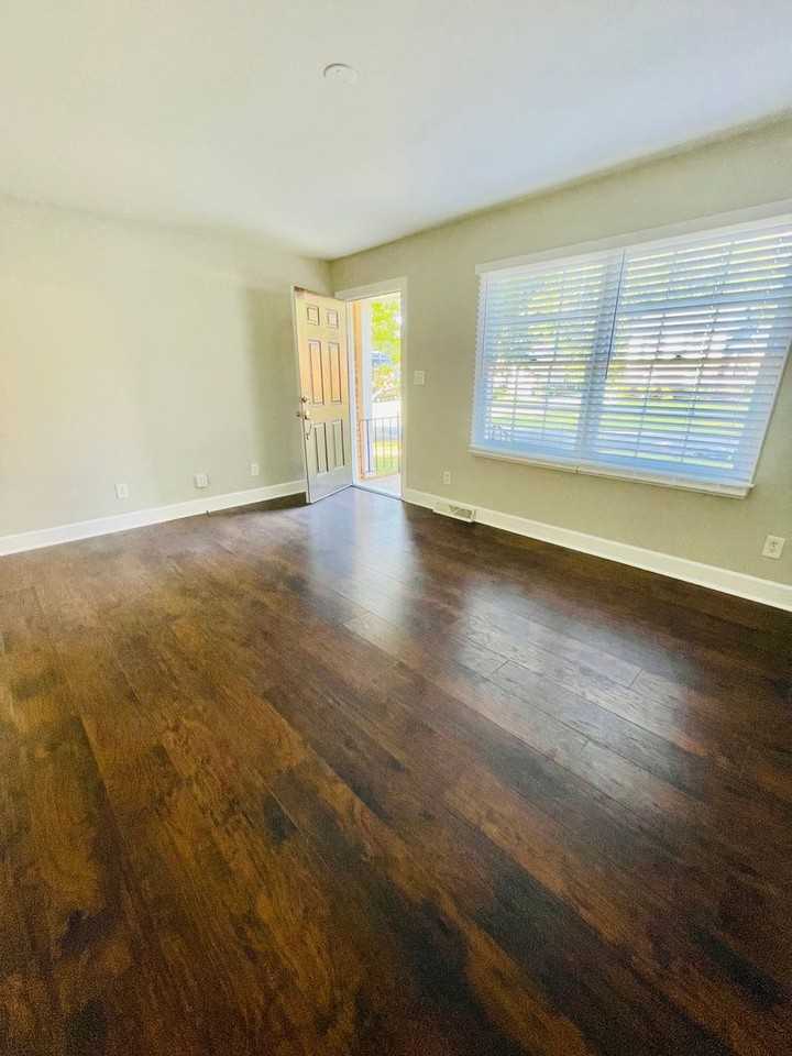 332 Clover Hitch Drive - Photo 3 of 24