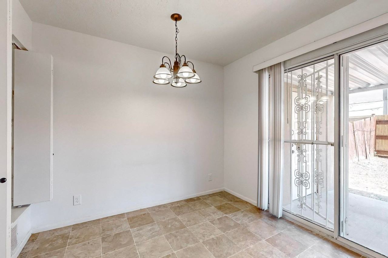 621 Grecian Lane Northwest - Photo 7 of 22