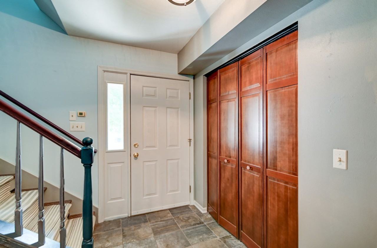 1398 Prairie Rose Dr - Photo 4 of 44