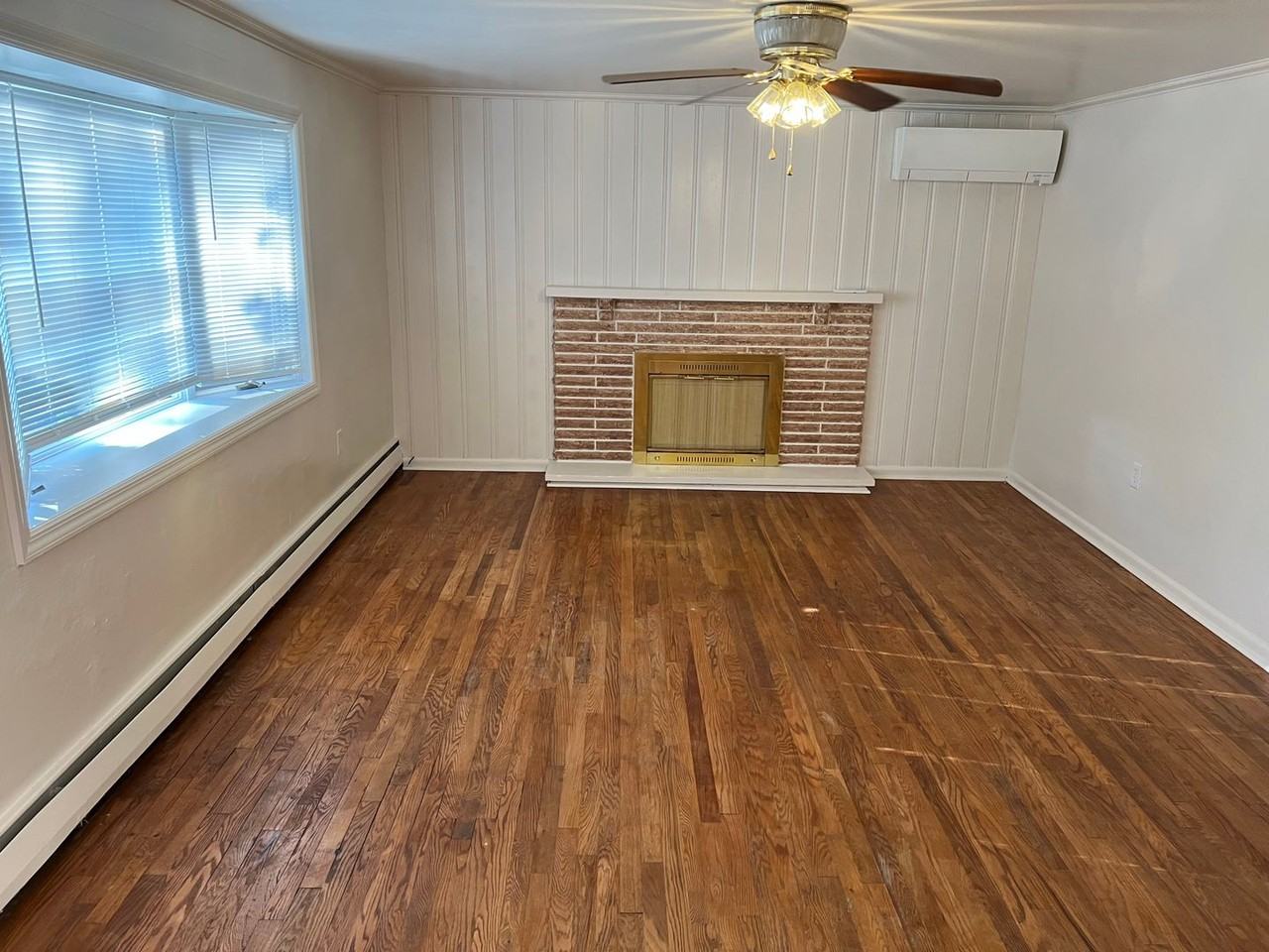 562 Foltz Dr - Photo 3 of 30