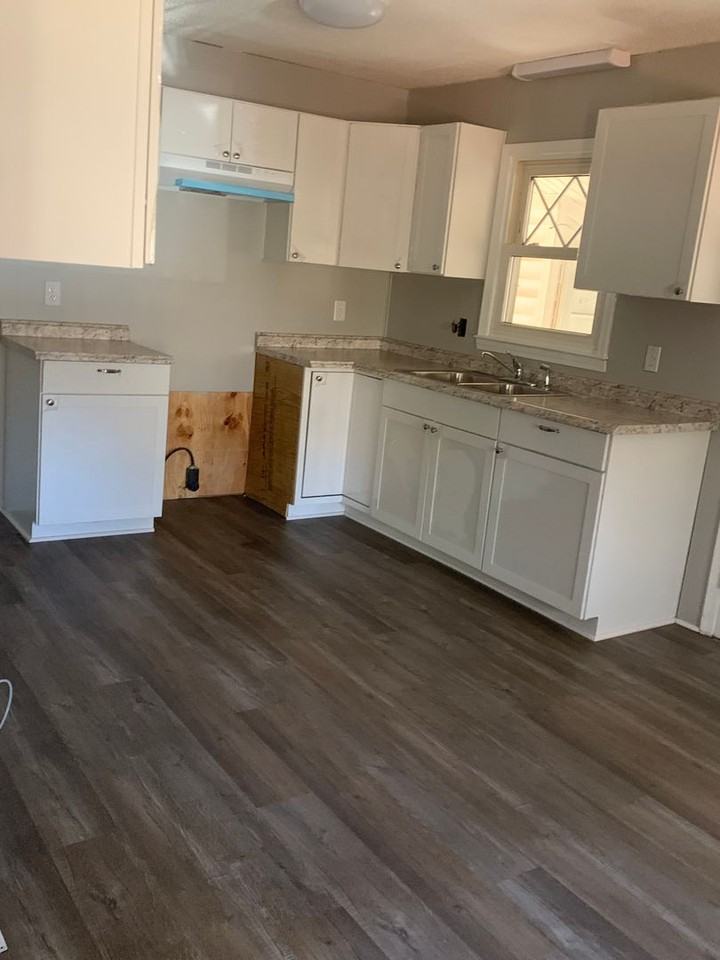 3515 Hickory Pl - Photo 2 of 12