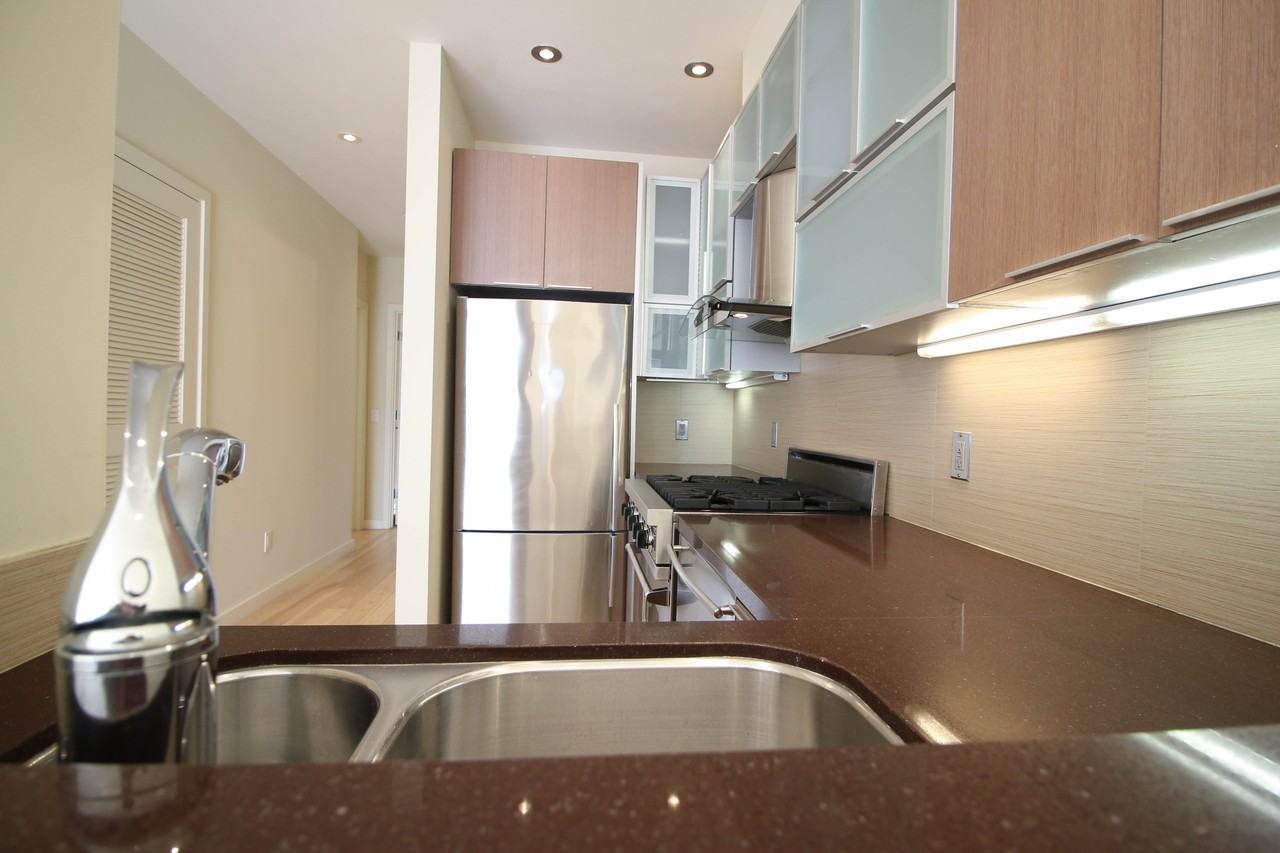 139 Harriet Street - Photo 2 of 14