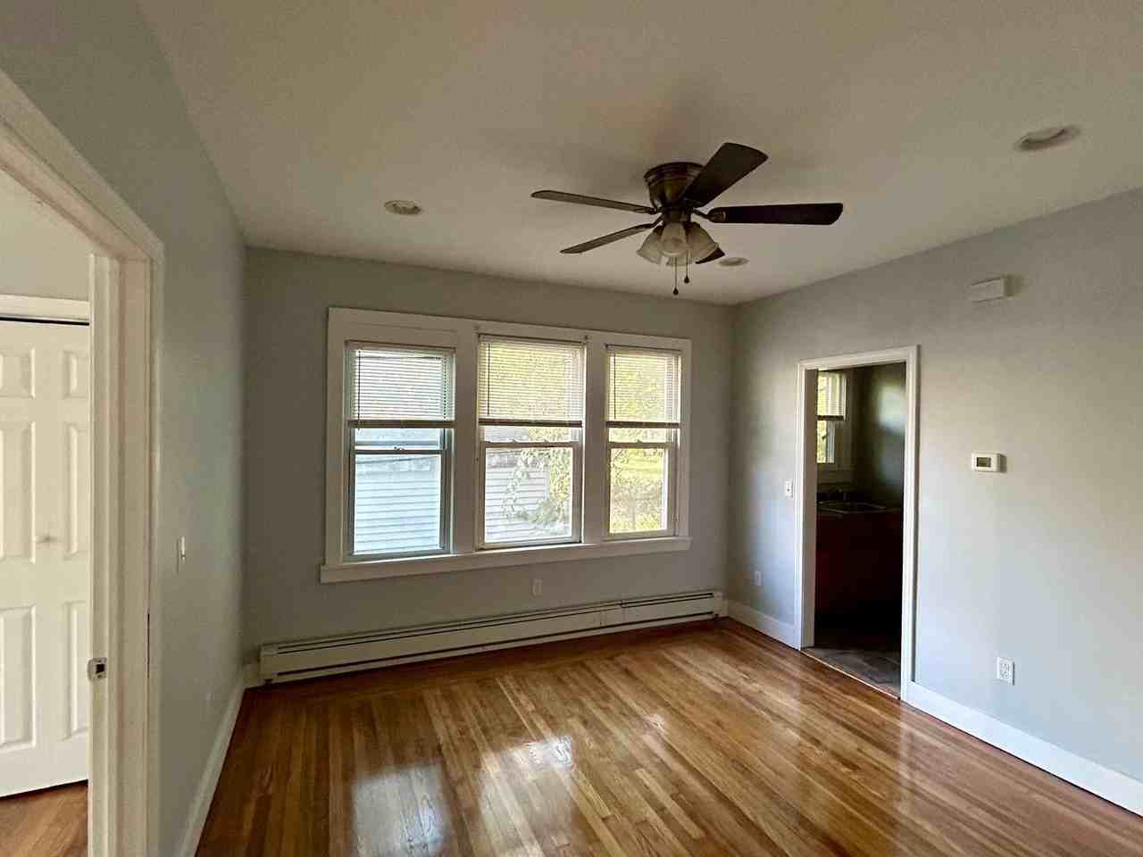 51 Mead St Fl 1 - Photo 3 of 11