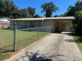 621 Wesley Ln E - Photo 1 of 1
