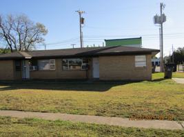 featured image of 2317 Nw Bell Ave