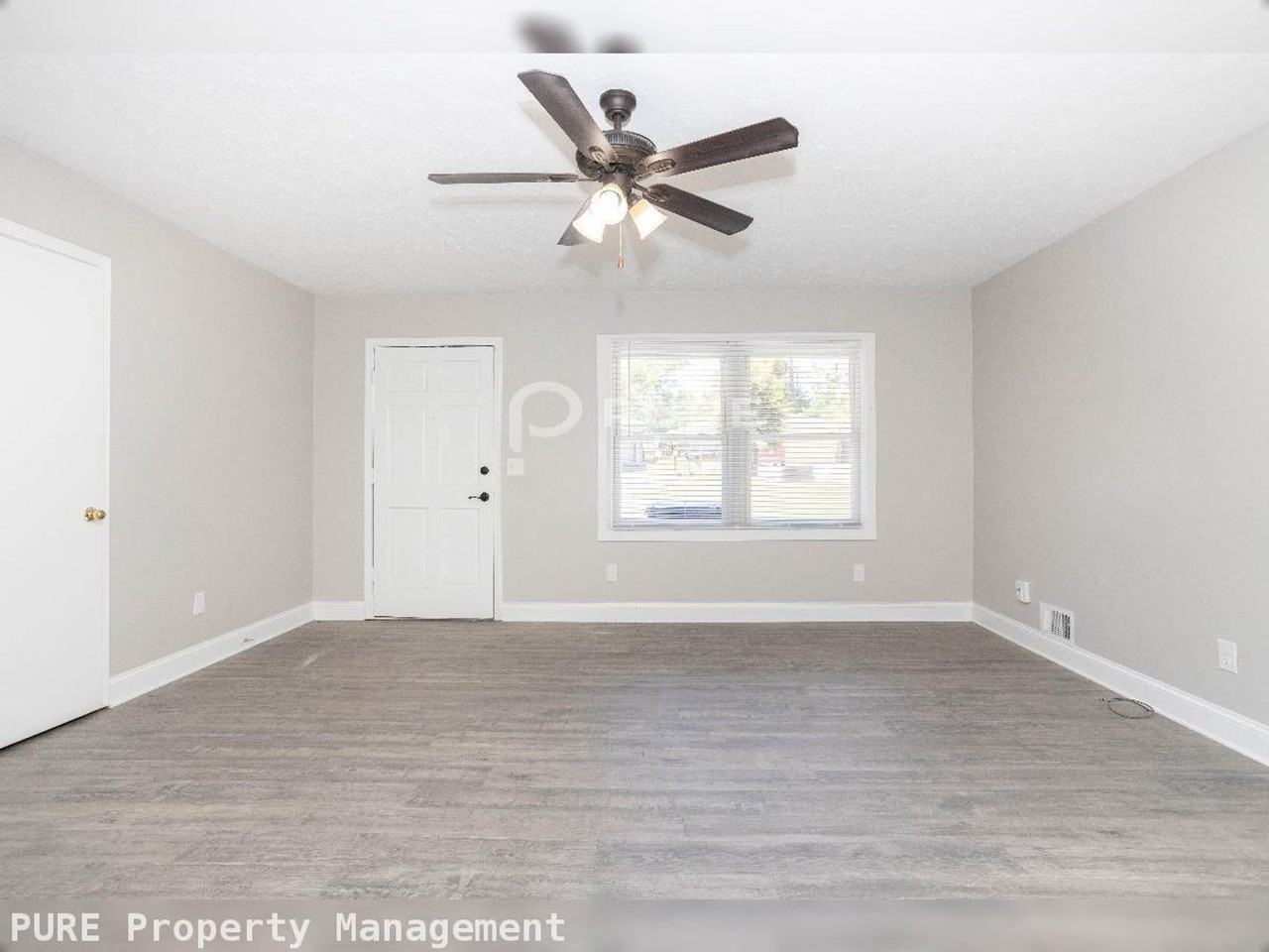 2895 Lakemont Place Southwest - Photo 4 of 23