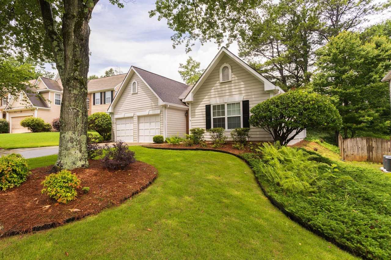 3846 Kirkwood Run Nw - Photo 2 of 29