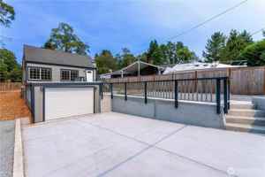 featured image of 2644 Sw 112th St