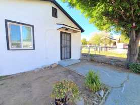 908 W Hays St - Photo 1 of 1