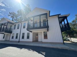 featured image of 711 Nw 10th St