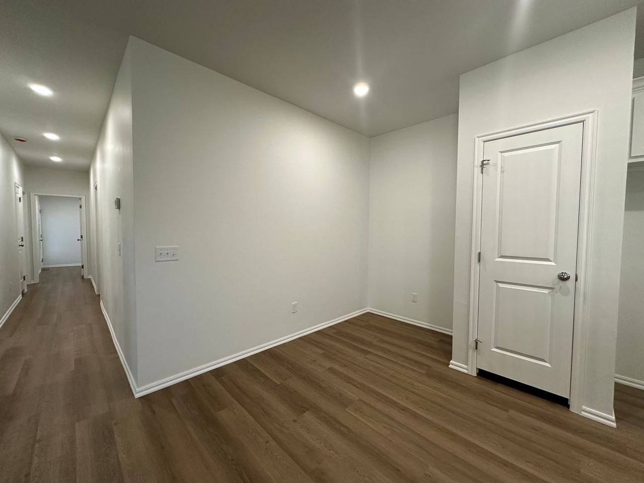 11506 Mackenzie Way - Photo 7 of 35