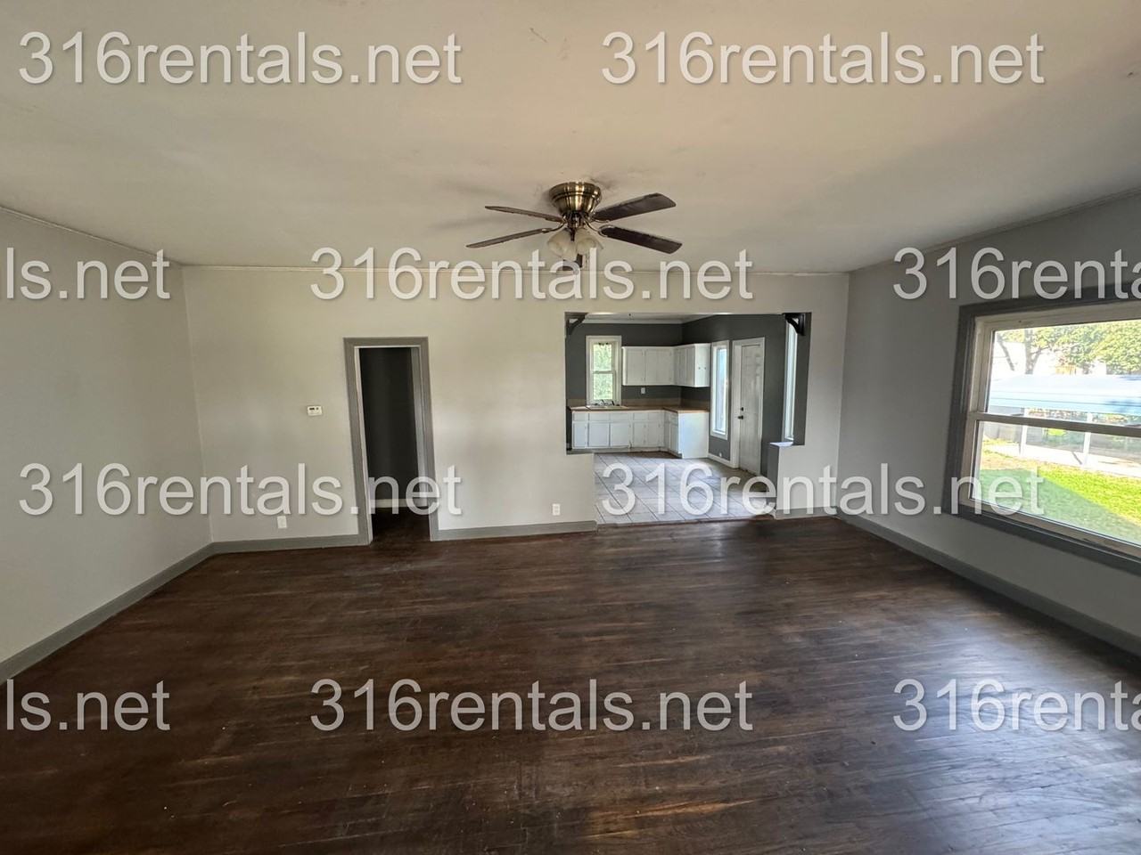 120 East 13th Street - Photo 3 of 7