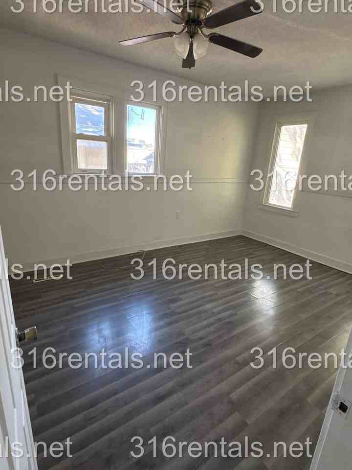 120 East 13th Street - Photo 6 of 7