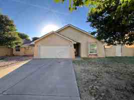 featured image of 812 Laurelwood Dr