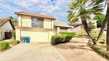 featured image of 2004 Woodland Gln