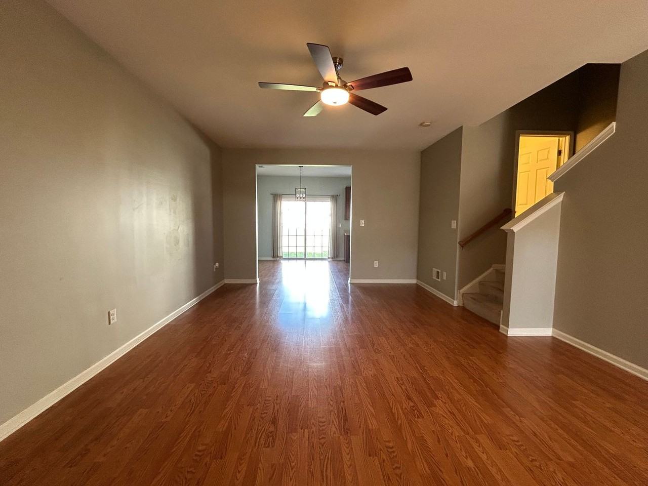 941 Lansdowne Rd - Photo 3 of 28