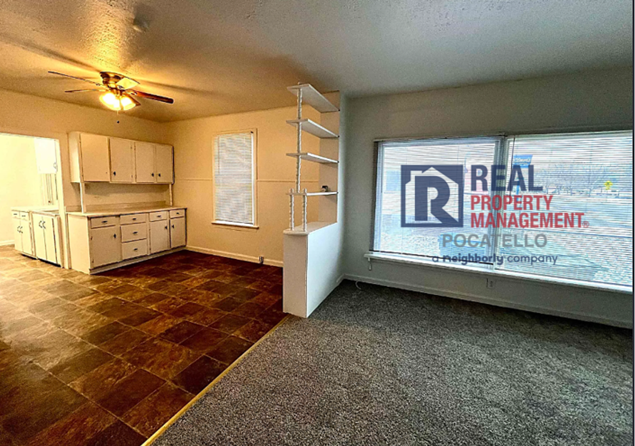 840 South 4th Avenue - Photo 6 of 12