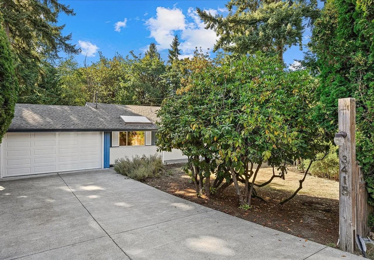 3415 103rd Pl Ne - Photo 3 of 35