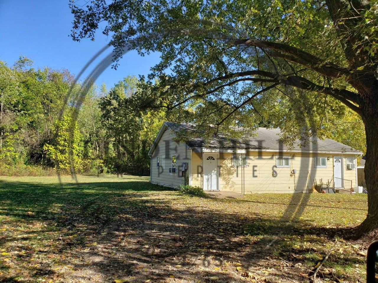 2310 E Florence Ave - Photo 2 of 9
