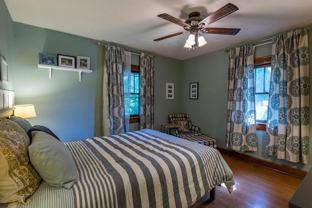 209 E Wylie St - Photo 1 of 1