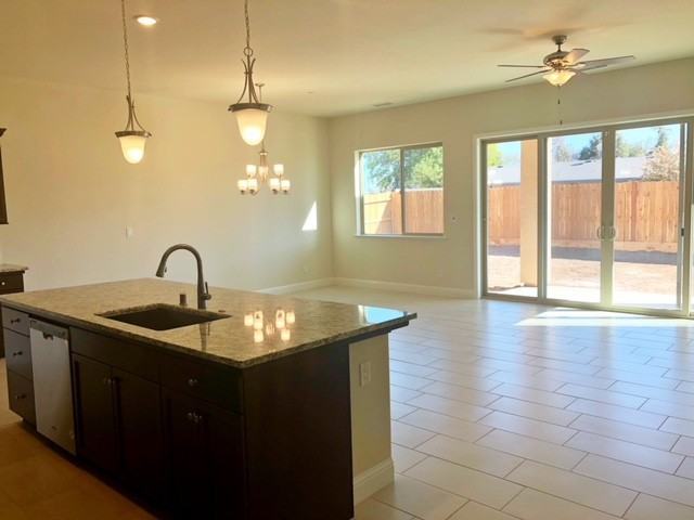 2962 Moody Avenue - Photo 3 of 16