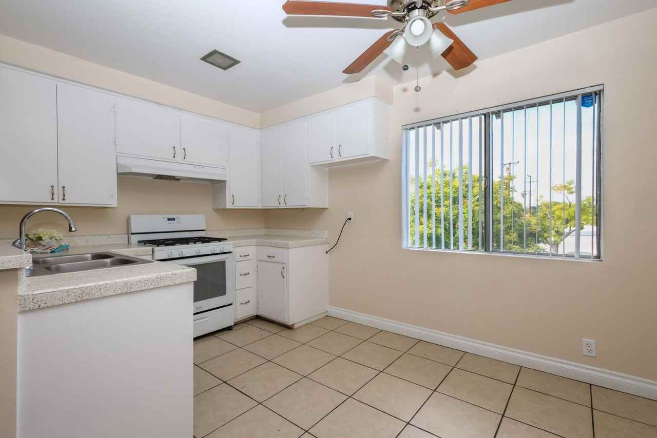 Silverwood Apartments (538,550,562) - Photo 2 of 28