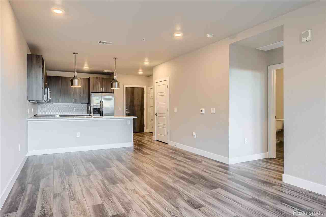 20 North Wilcox Street #518 - Photo 7 of 42