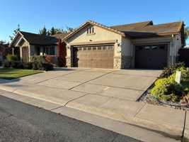 featured image of 612 White Chapel Dr