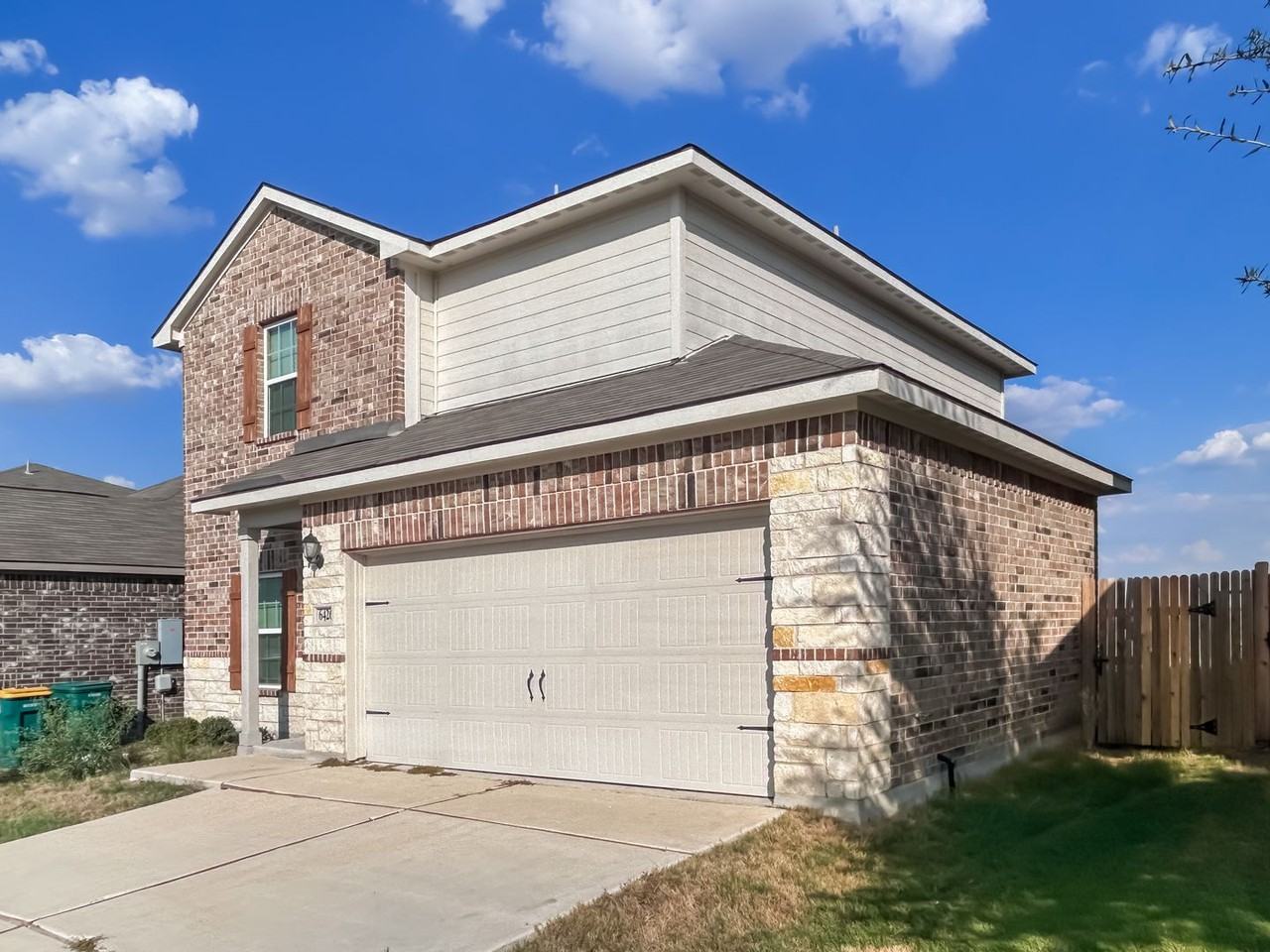 6426 Thorpe Holw - Photo 3 of 23