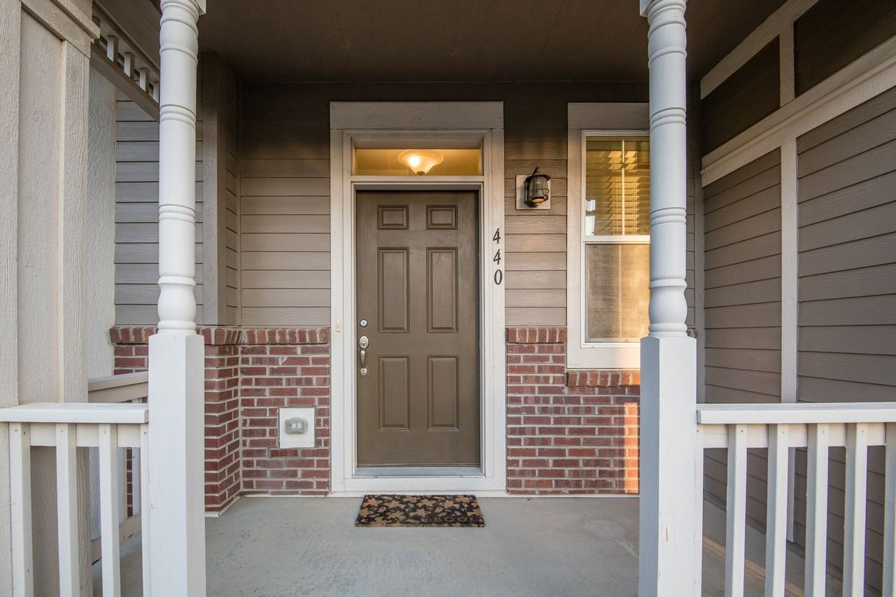 440 Zeppelin Way - Photo 2 of 50