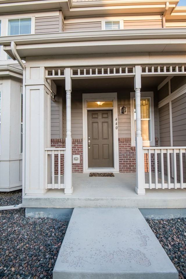 440 Zeppelin Way - Photo 3 of 50