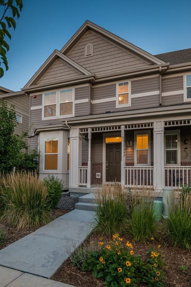 440 Zeppelin Way - Photo 5 of 50