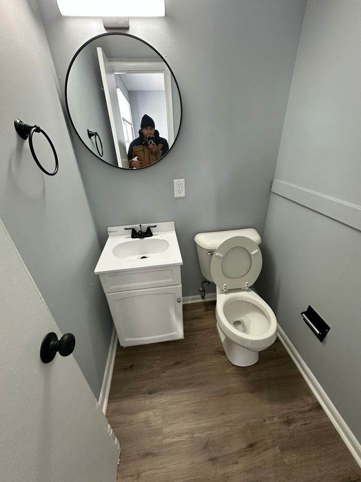 Mapleview 805-807 - Photo 5 of 15