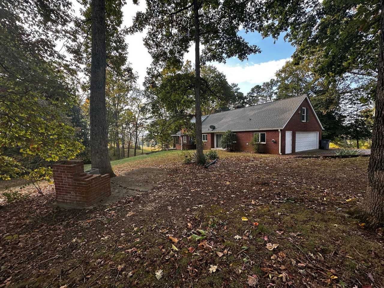 5217 Old White Pine Rd - Photo 3 of 50