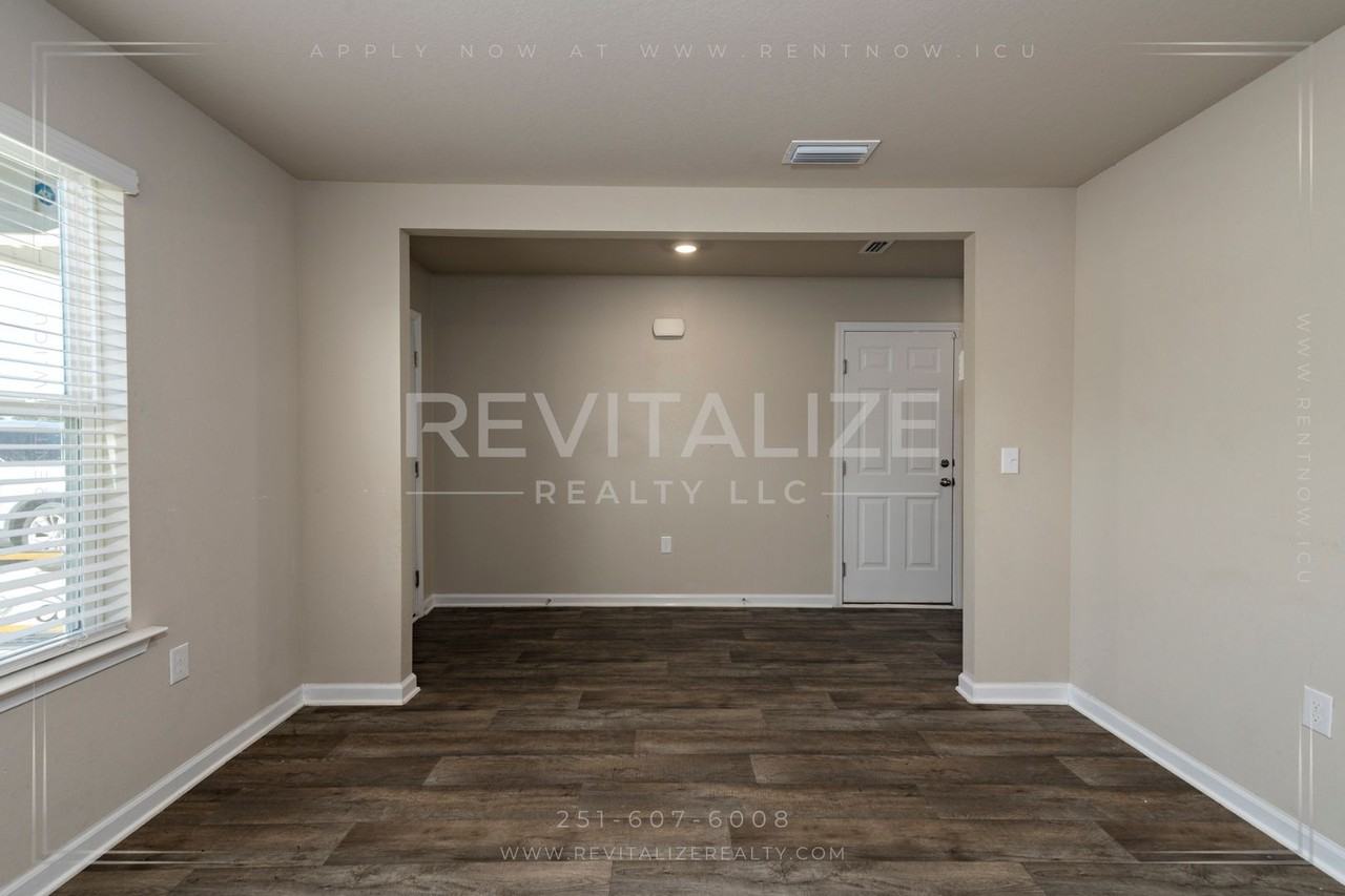 32074 Calder Ct - Photo 7 of 50