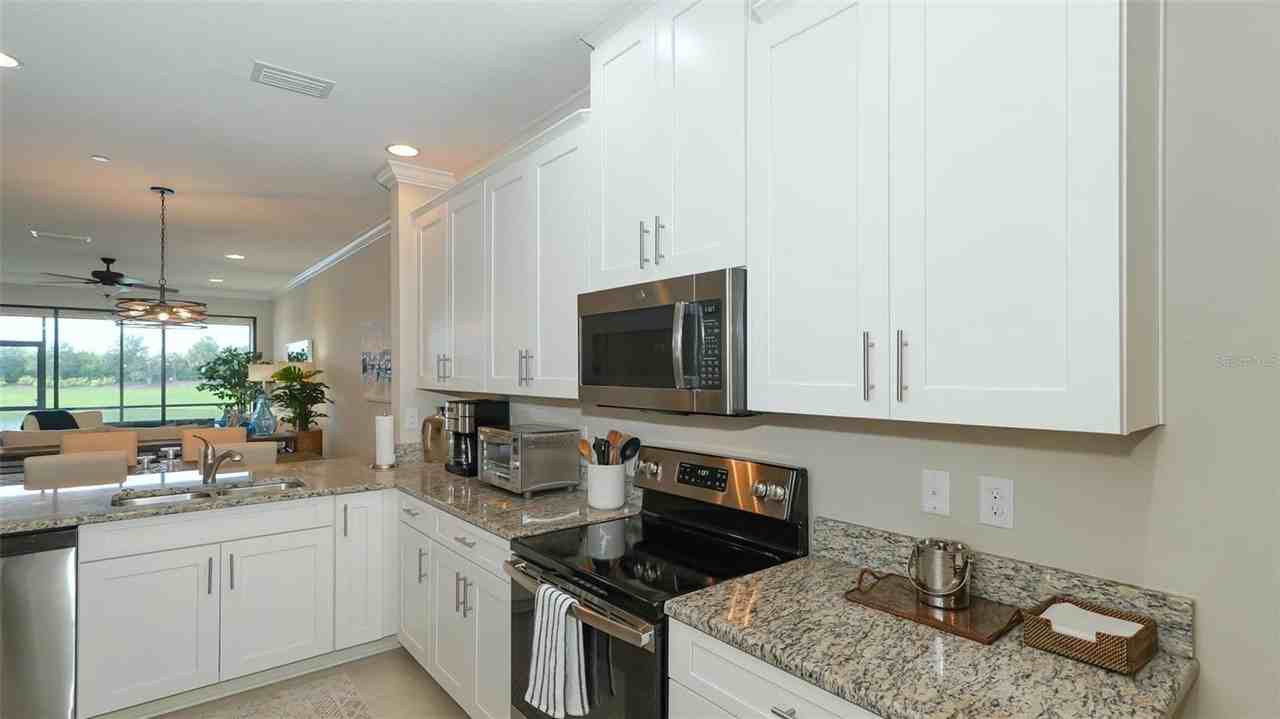 13720 Messina Loop - Photo 5 of 9